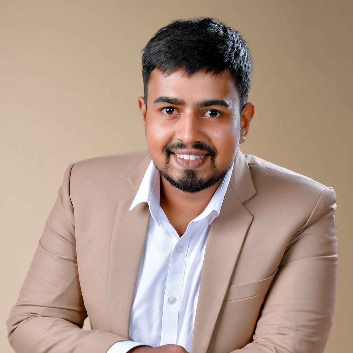 Chanuka Jeewantha, professional CV writer for Sri Lankans targeting jobs in Kuwait